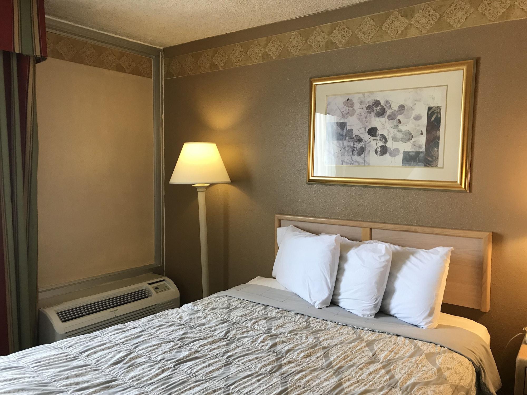 Brentwood Inn&garden Motel 2*